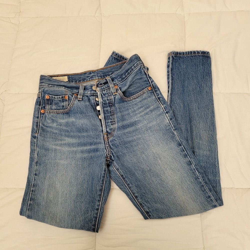 LEVI'S 501 S Skinny Premium Capitol E modern button fly skinny jean